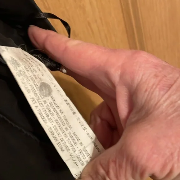 ZARA Black Woman's Shorts with Pockets. Size M - Picture 6 of 7